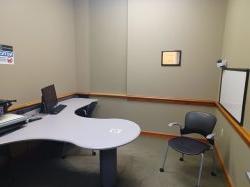 Study room with table, chair, computer and 白板